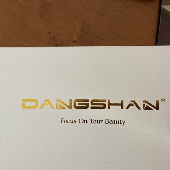 Dangshan Face Firming Lift Massager 2 Piece - Picture 2 of 7